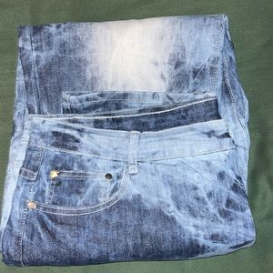 Blue Light Washed Jeans